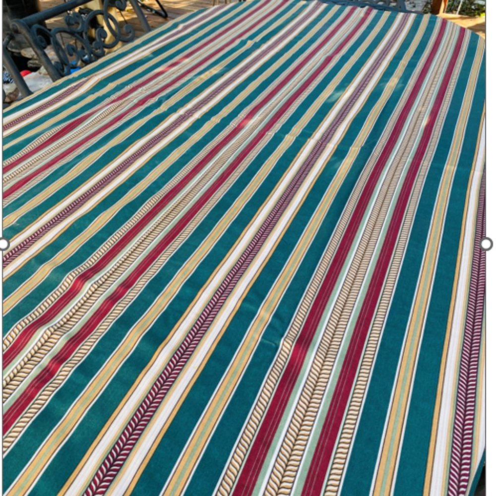 86 x 80. Italian fabric tablecloth.